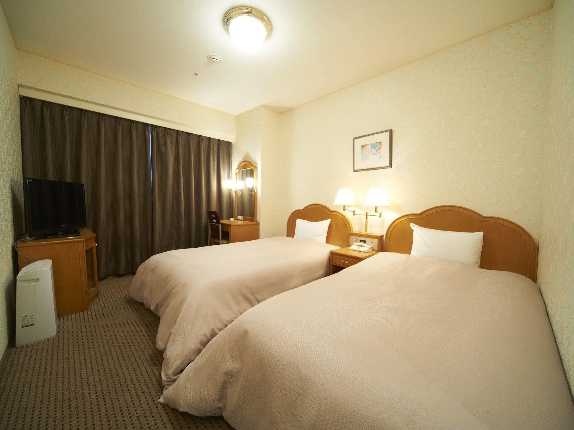 Hotel Sunroute Sopra Kōbe Exterior foto